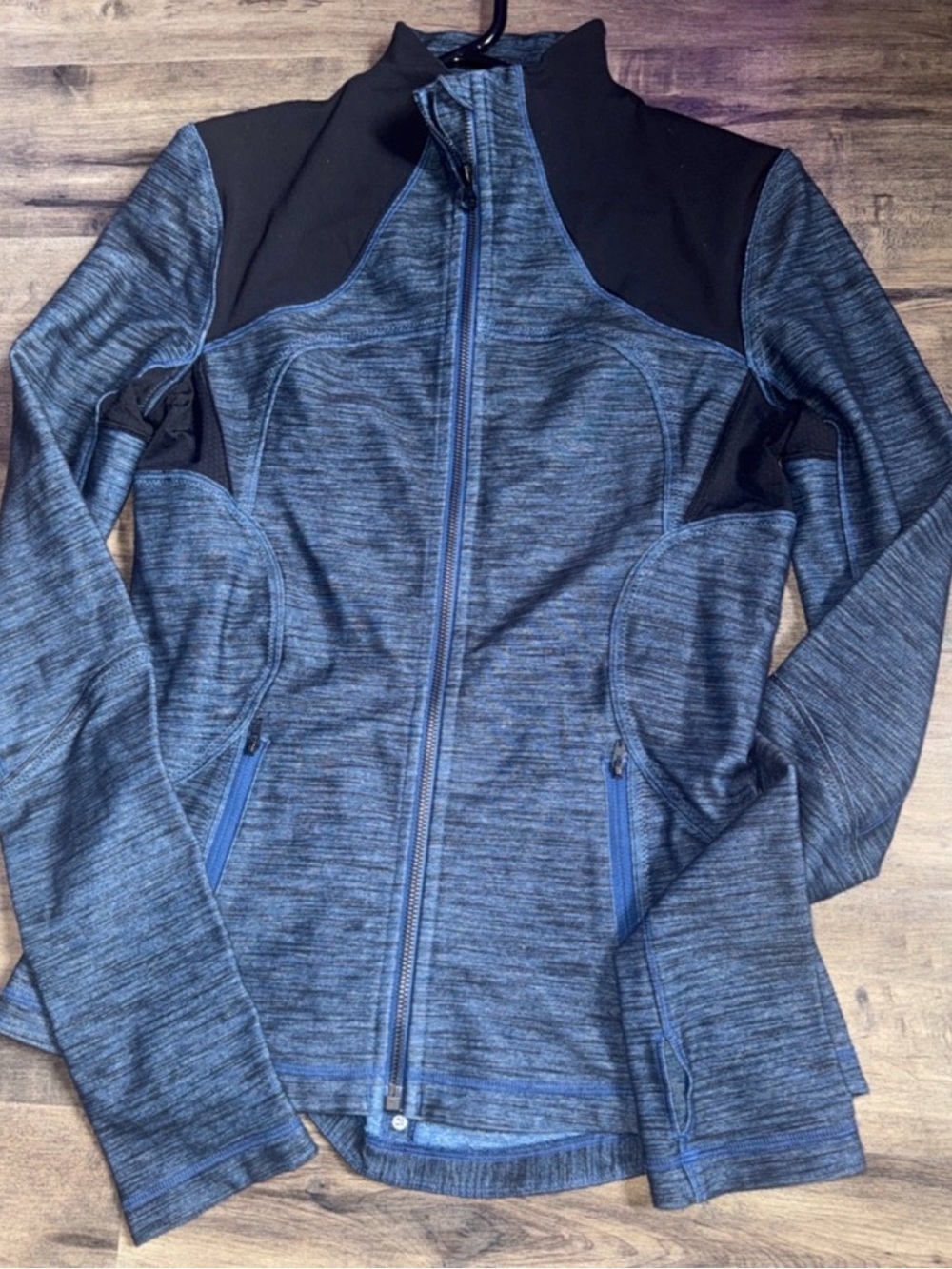 Lululemon Define Jacket Luon Heathered Blue Black Paneled Size 8 Fitted - Picture 6 of 12